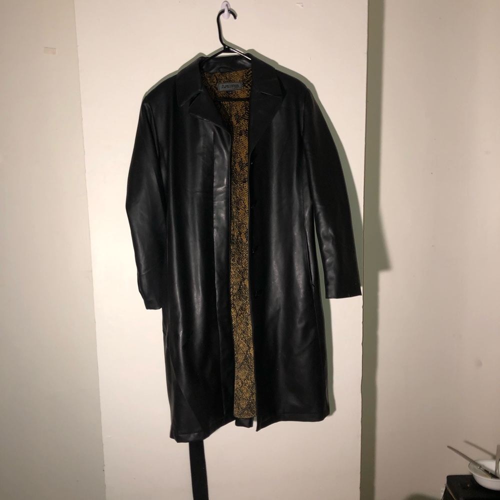 Apropos Faux Leather Trench with leapord print lining